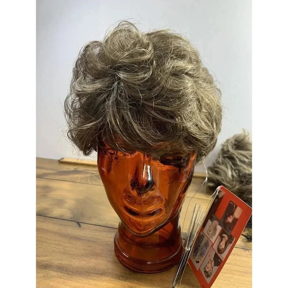 Ellen Wille LOUISE Wig Bernstein Mix 12.26.31 - Picture 8 of 13